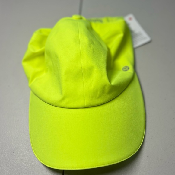 Lululemon Fast and Free Run Hat Hyper Yellow NWT - Picture 2 of 6